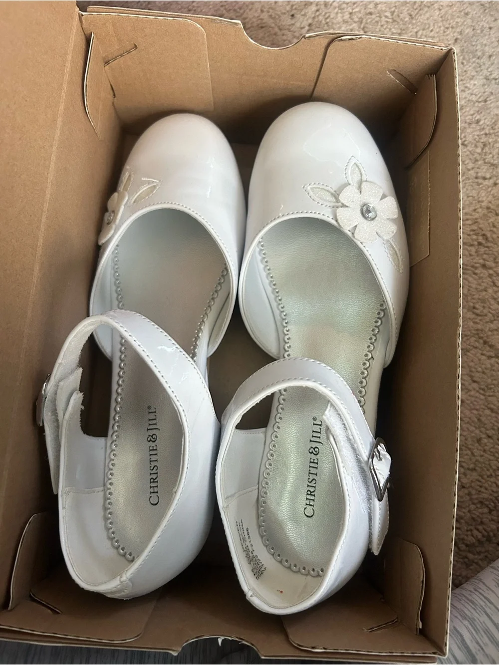 Christie & Jill Girls' White Mary Jane Dress Shoes with Flower Accent